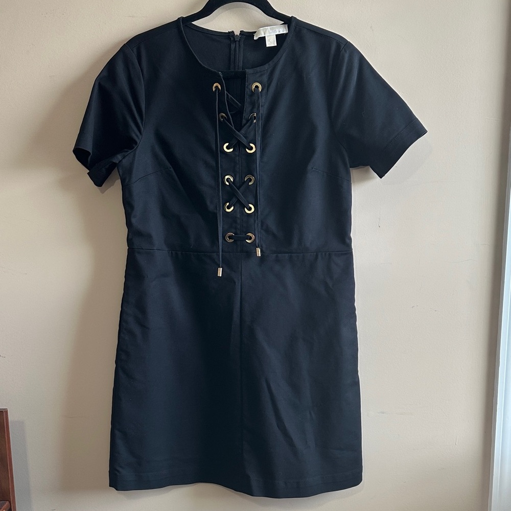 Chic Black Lace-Up Short Sleeve Dress